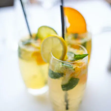 Hotel Bonne Chance Restaurant And 3*