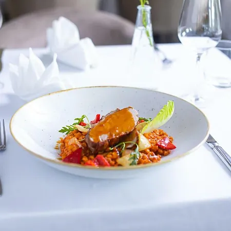 Bonne Chance Restaurant And Hotel Bázakerettye