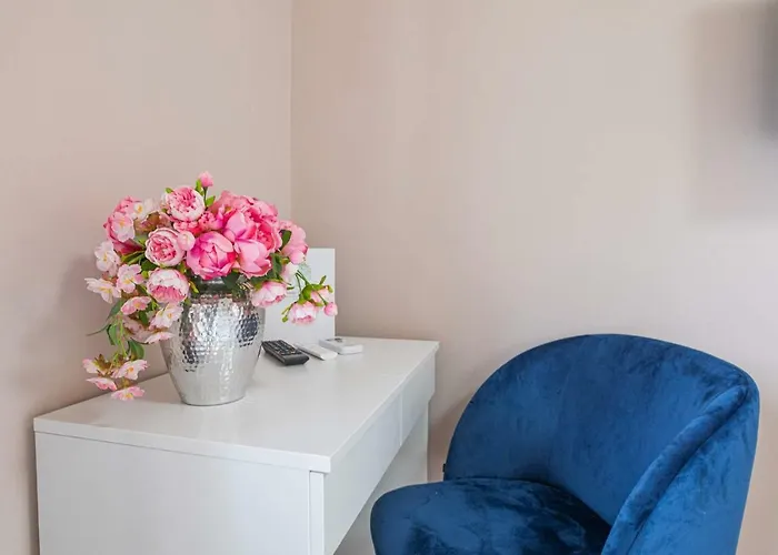 Bonne Chance Restaurant And 호텔 3*