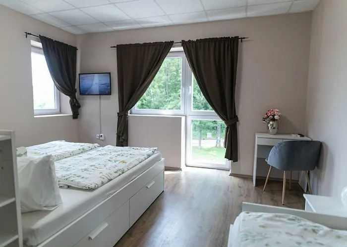 Bonne Chance Restaurant And 3* Bázakerettye